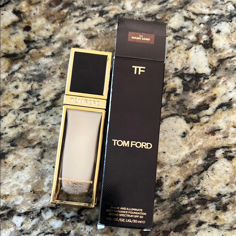 ⚡️💕Tom Ford Warm Sand Shade and Illuminate Foundation